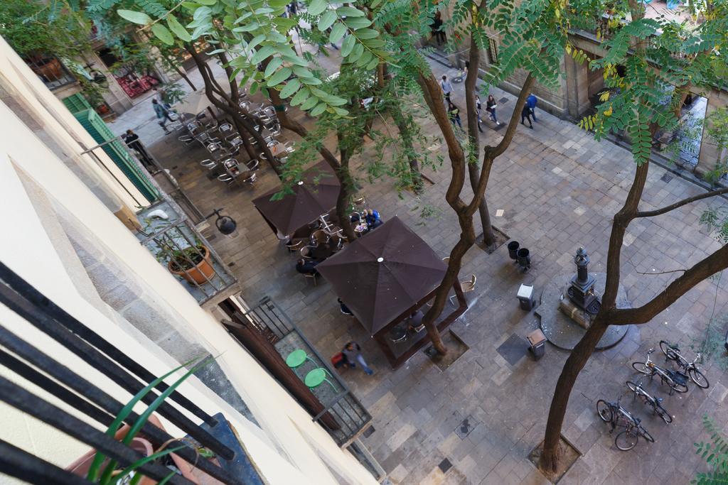 Pension Teruel Barcelona Exterior photo
